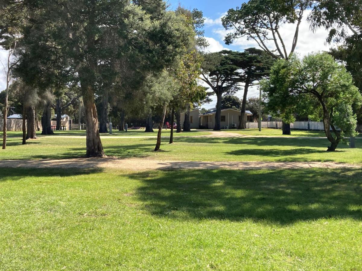 Torquay Foreshore Caravan Park Экстерьер фото