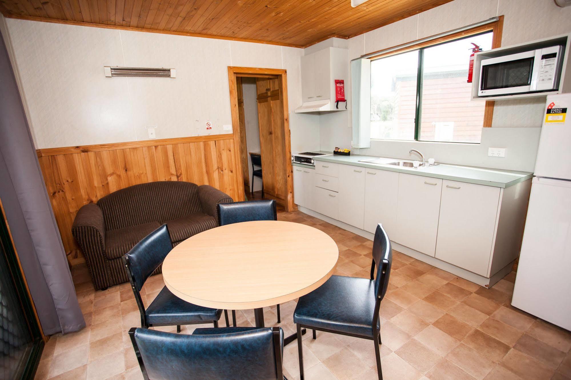 Torquay Foreshore Caravan Park Экстерьер фото